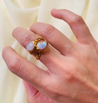 ANILLO MOON STONE OVAL